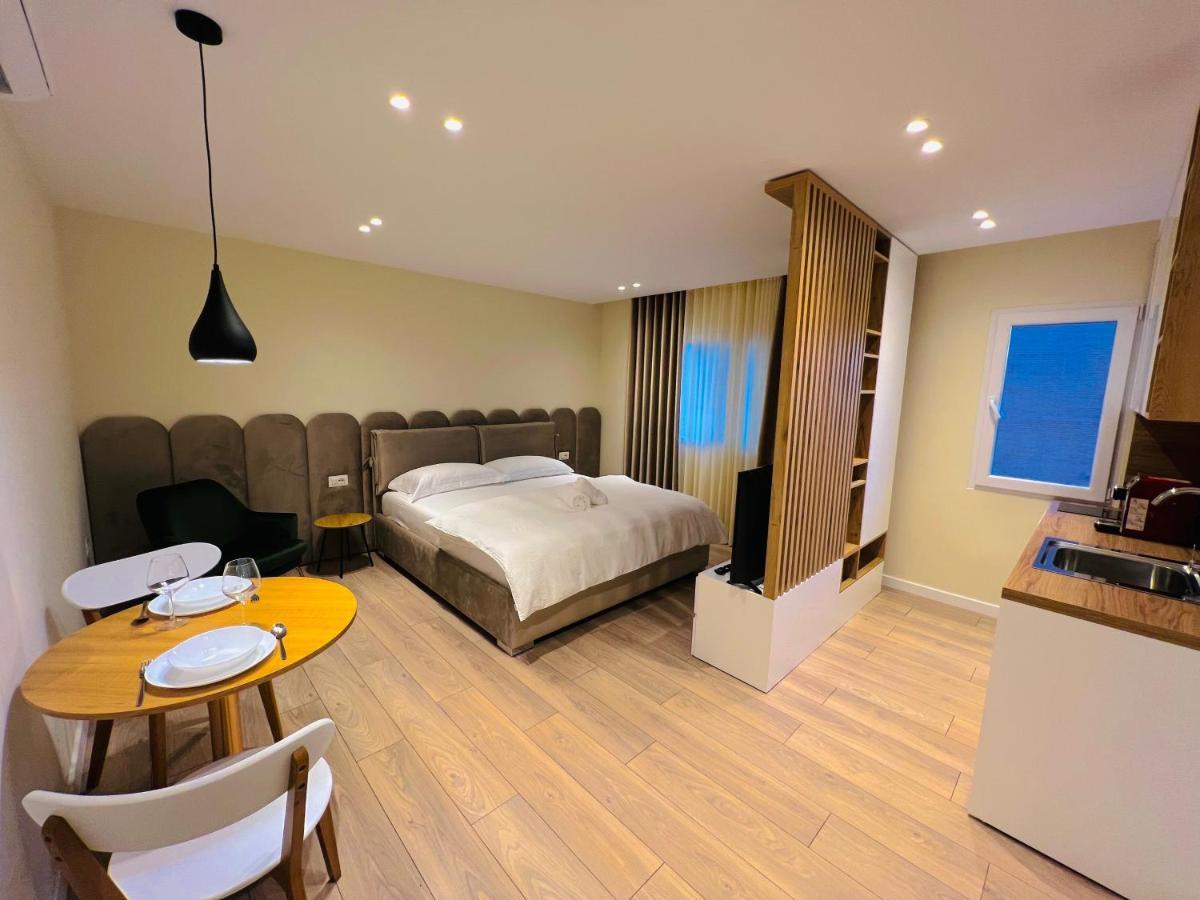 Tirana Center Hideaway Apartment Exterior photo